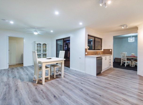 Harris Home Improvements | furniture store | Little Usher Ave, Labrador QLD 4215, Australia | 0416100899 OR +61 416 100 899