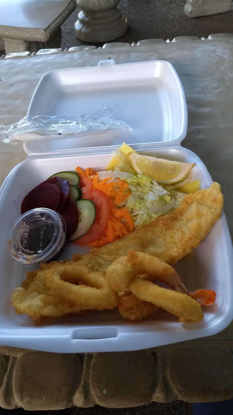 Kennys Seafood | meal takeaway | 174 Main St, Proserpine QLD 4800, Australia | 0749452348 OR +61 7 4945 2348