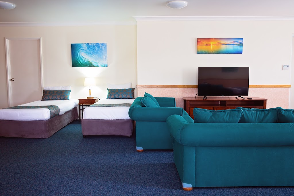 White Lace Motor Inn | lodging | 73 Nebo Rd, West Mackay QLD 4740, Australia | 0749514466 OR +61 7 4951 4466