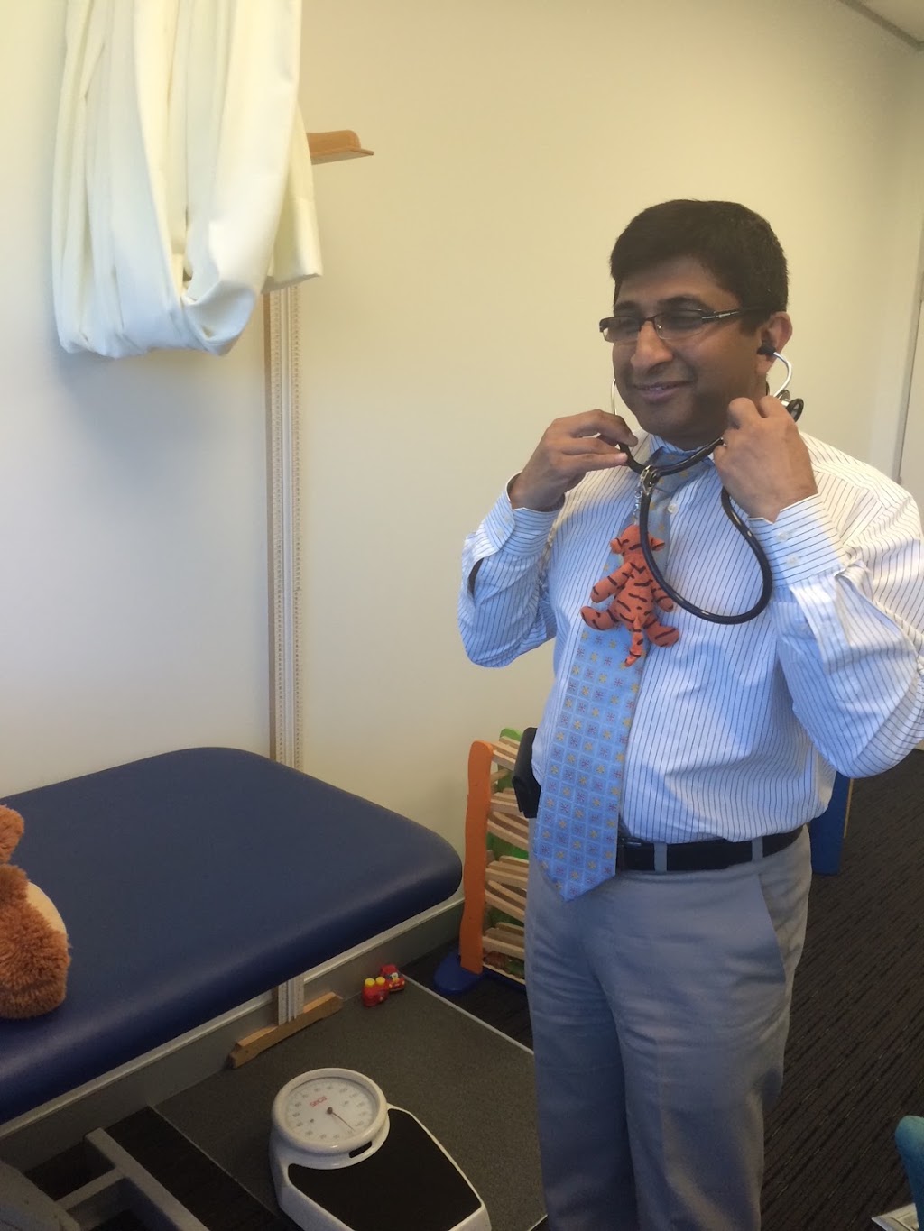 Dr Syed Fasihullah (Paediatrician) | doctor | Pindara Specialist Suites, 29 Carrara Street, Benowa QLD 4217, Australia | 0755649668 OR +61 7 5564 9668
