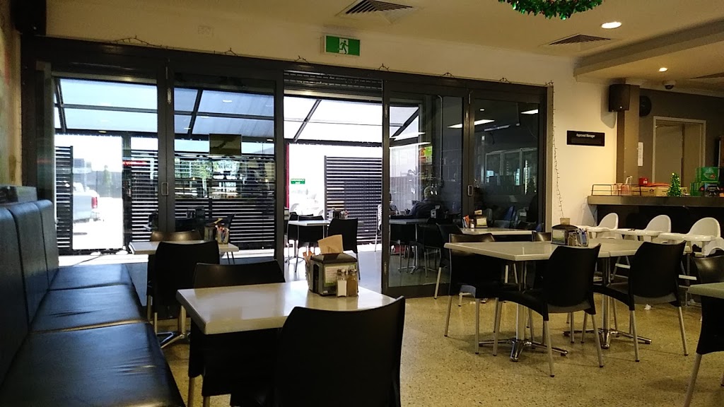 Francescos Cafe & Bar | cafe | 630 Karel Ave, Jandakot WA 6164, Australia | 0894126020 OR +61 8 9412 6020