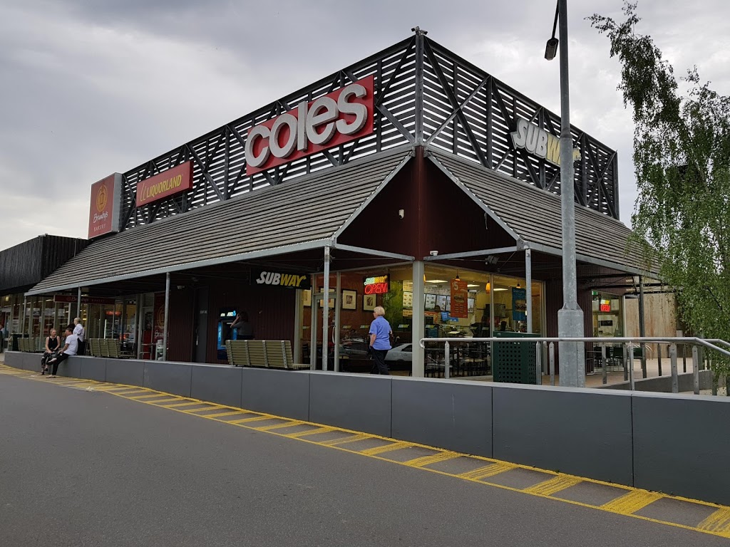 Coles Gisborne | supermarket | Robertson St, Gisborne VIC 3437, Australia | 0354283922 OR +61 3 5428 3922