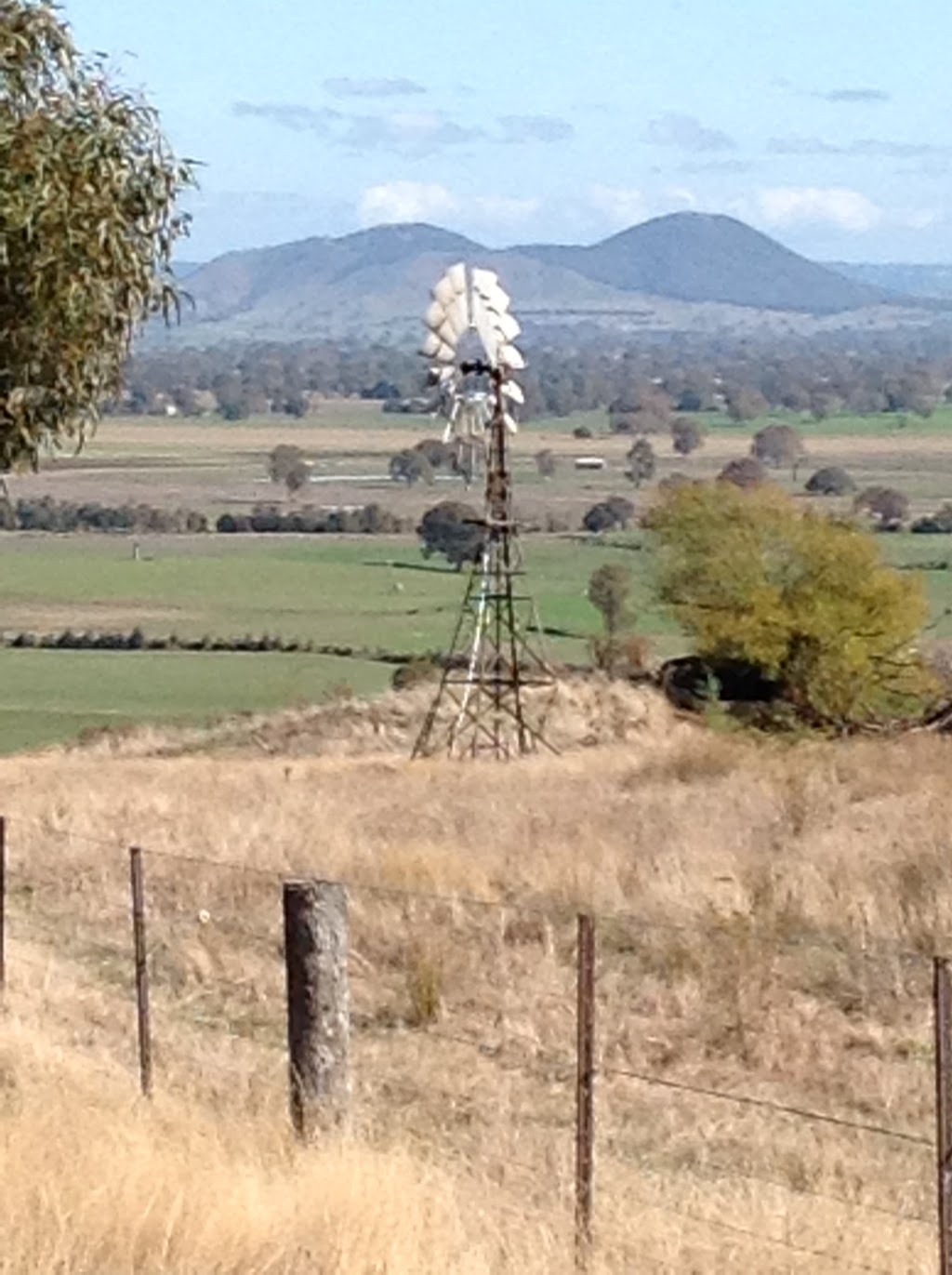 A View to a Hill | lodging | 177 Melba Road, Mansfield VIC 3722, Australia | 0400872480 OR +61 400 872 480