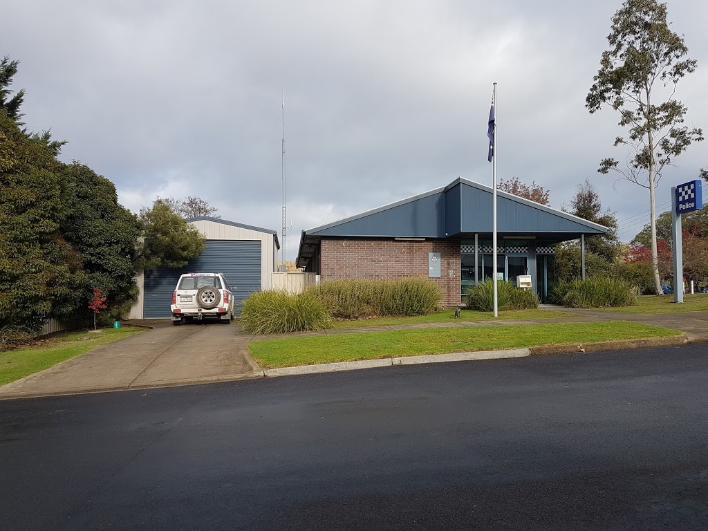 Eildon Police Station | 5 Hillside Ave, Eildon VIC 3713, Australia | Phone: (03) 5774 2104