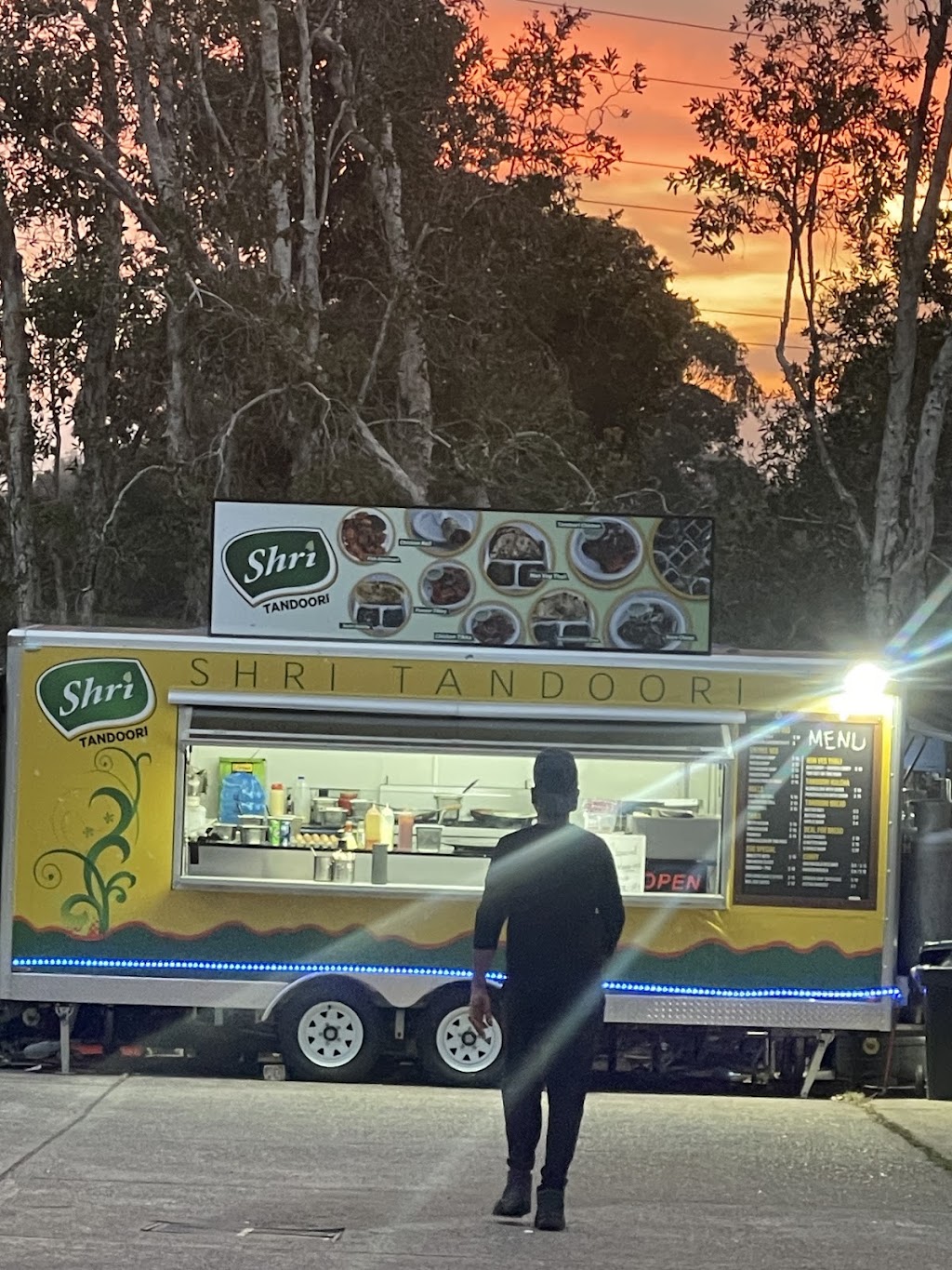 Shri Tandoori | 146-148 Walters Rd, Blacktown NSW 2148, Australia | Phone: 0483 338 815