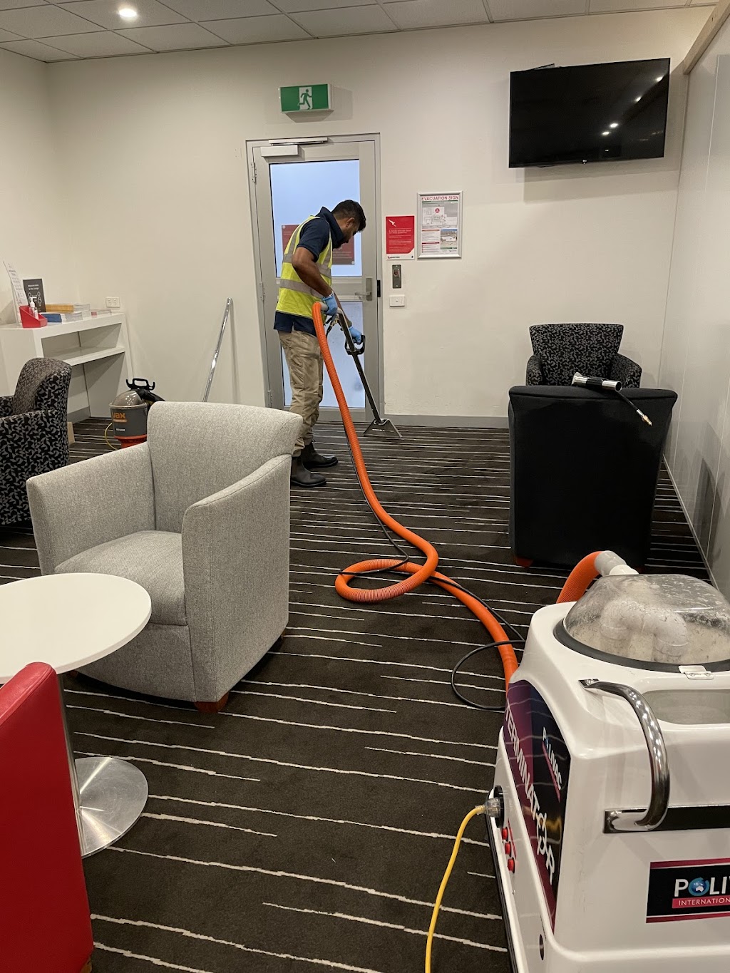 TasBright Cleaning Services | 27 Wallcrest Rd, Berriedale TAS 7011, Australia | Phone: 0450 207 285