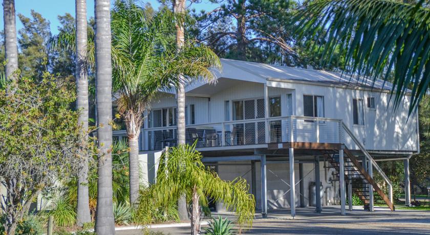 Caseys Beach Holiday Park | 414 Beach Rd, Sunshine Bay NSW 2536, Australia | Phone: (02) 4472 4226