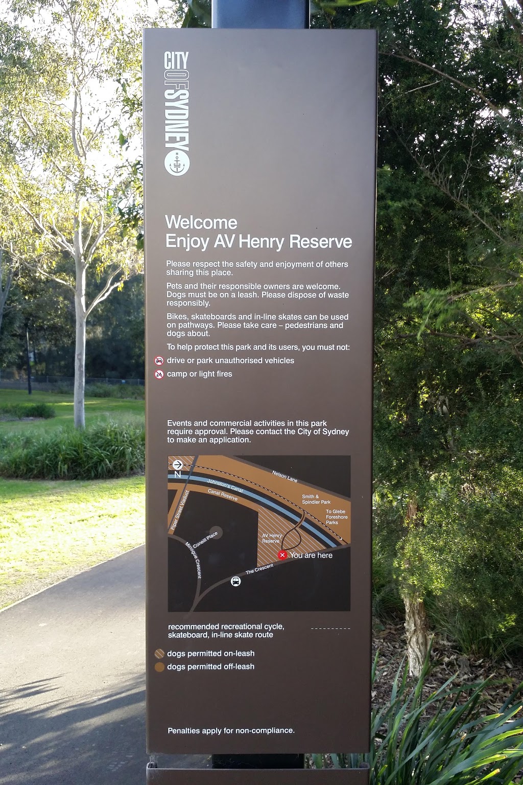 AV Henry Reserve | park | 2 The Crescent, Forest Lodge NSW 2037, Australia