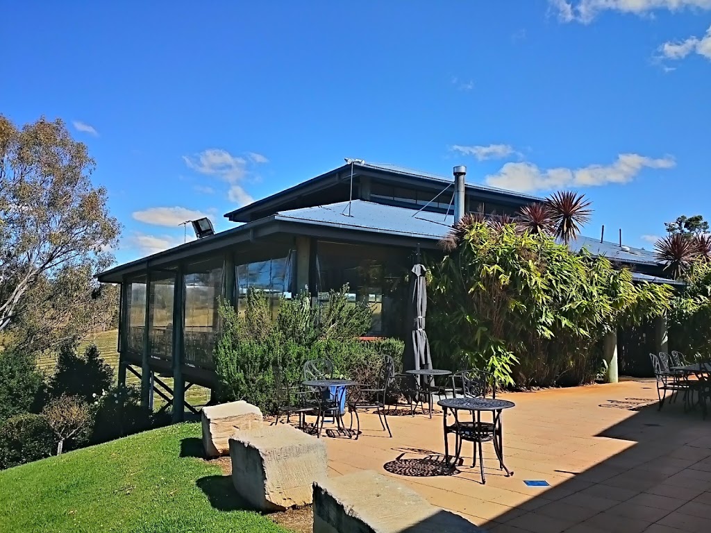 Ocean View Estates Winery & Restaurant | 2557 Mount Mee Rd, Ocean View QLD 4521, Australia | Phone: (07) 3425 3900
