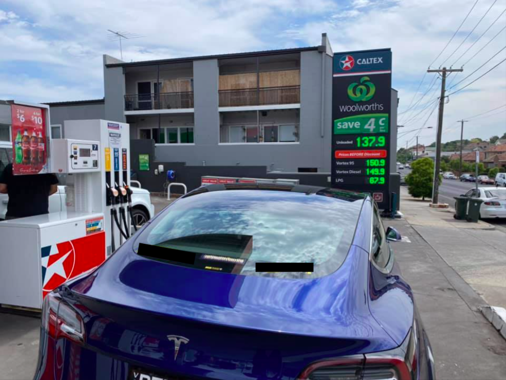 Caltex Star Mart South Melbourne | gas station | Corner Kings Way and, Bank St, South Melbourne VIC 3205, Australia | 0396996820 OR +61 3 9699 6820