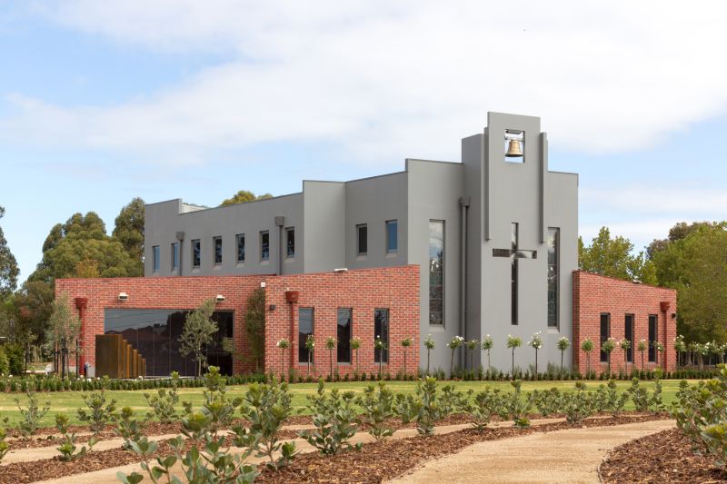 MacKillop Catholic Regional College | Russell St, Werribee VIC 3030, Australia | Phone: (03) 8734 5200