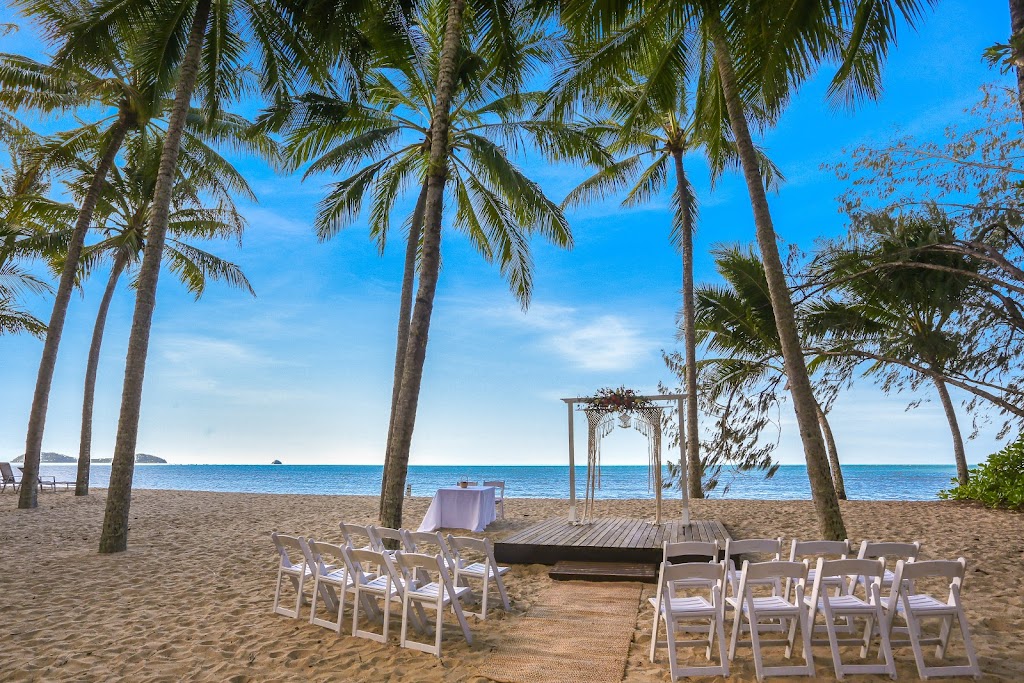 Palm Cove Weddings | 71 Williams Esplanade, Palm Cove QLD 4879, Australia | Phone: 0404 763 422
