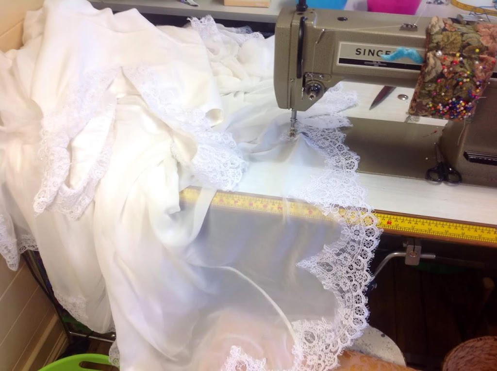 Vintage Stitches Dressmaking | clothing store | 34 Valley Dr, Alstonville NSW 2477, Australia | 0411372033 OR +61 411 372 033