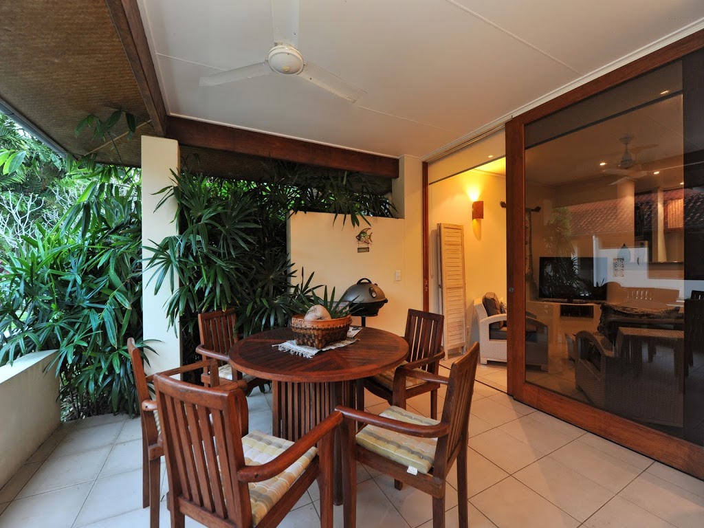 Surya Villa 1 | lodging | 1/20/24 Andrews Cl, Port Douglas QLD 4877, Australia | 0740994789 OR +61 7 4099 4789