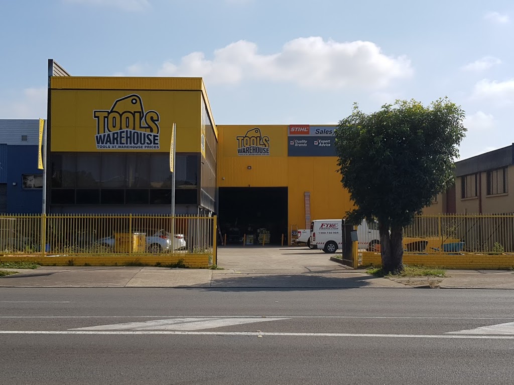 Tools Warehouse | hardware store | 64 Victoria St, Smithfield NSW 2164, Australia | 1300850801 OR +61 1300 850 801