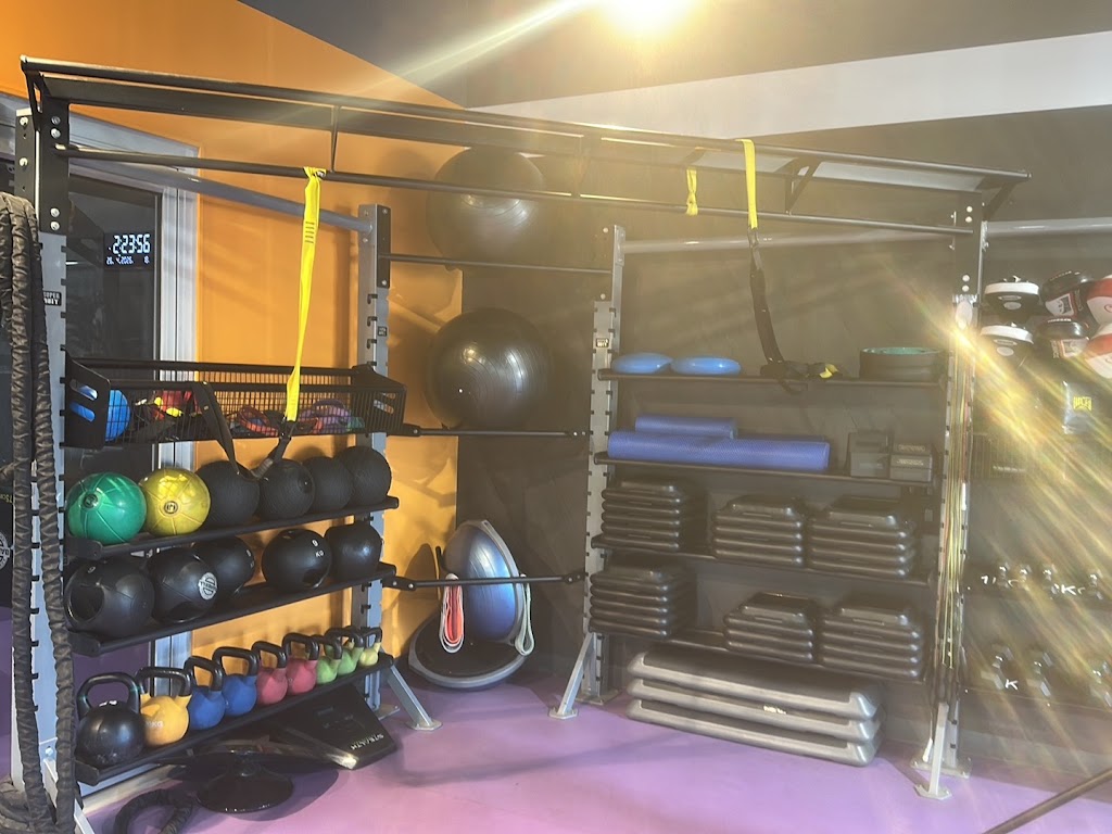 Fire Fitness | Shop 160-163 Lansell Square, 267 High St, Kangaroo Flat VIC 3555, Australia | Phone: 0405 611 179