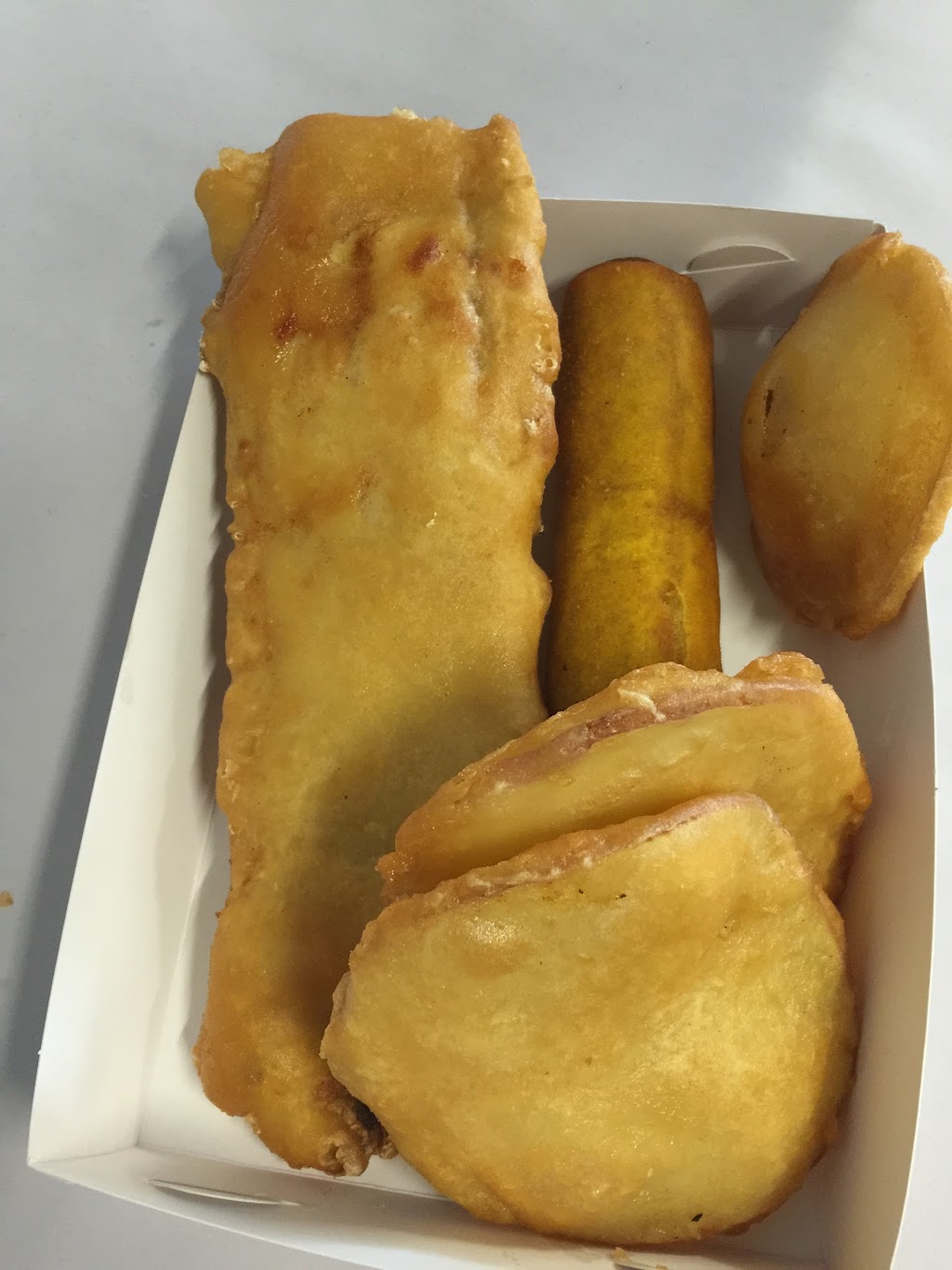Smiley Fish & Chips | 75 Leslie St, St Albans VIC 3021, Australia | Phone: (03) 9356 9882