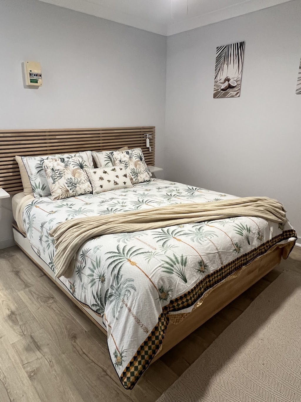 Sussex Gem | 187D Jacobs Dr, Sussex Inlet NSW 2540, Australia | Phone: 0402 044 262