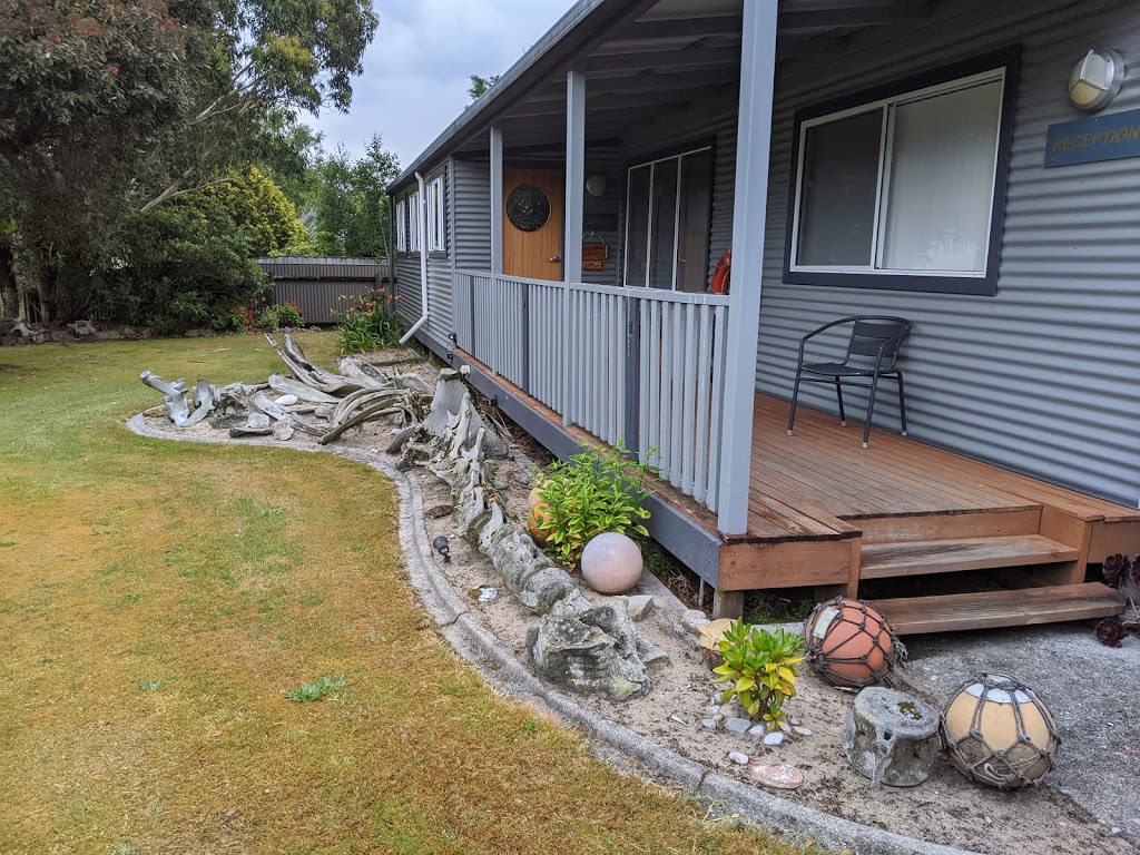 Strahan Bungalows | lodging | Corner Andrew & Harvey Streets, Strahan TAS 7468, Australia | 0364717268 OR +61 3 6471 7268