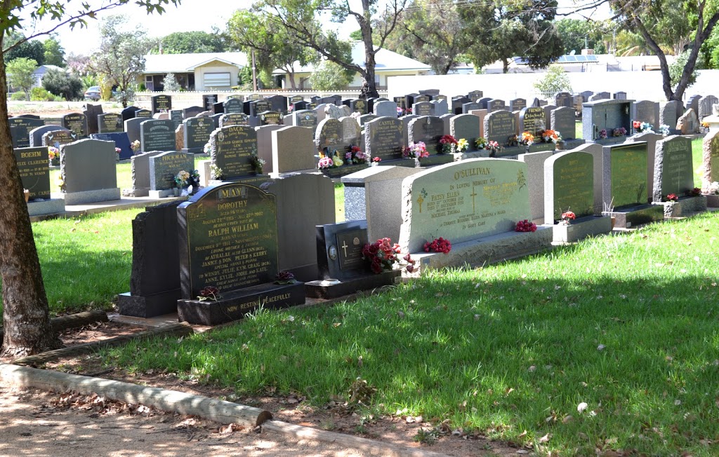 Loxton Cemetery | Loxton SA 5333, Australia