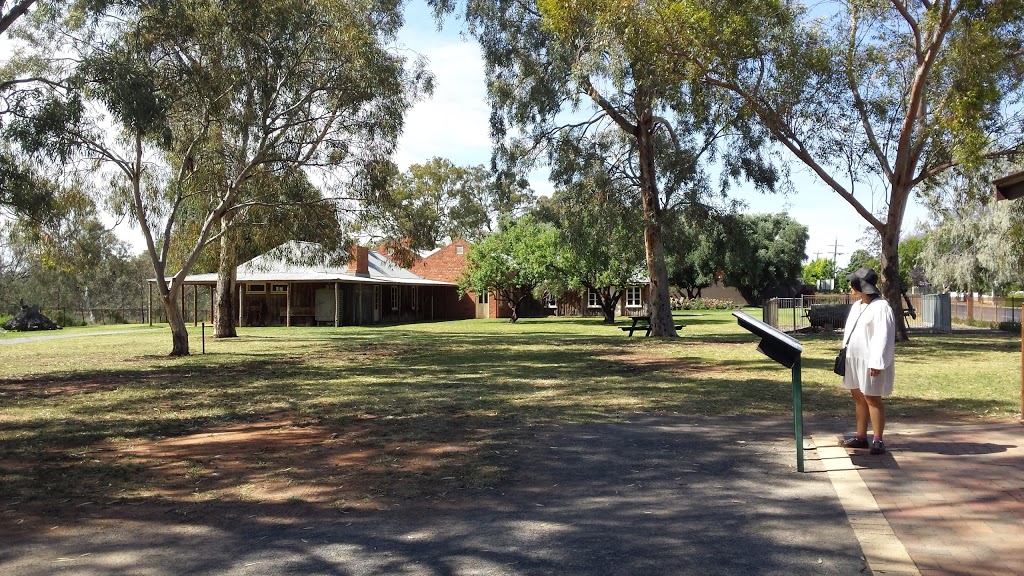 Mildura Station Homestead | 278A Cureton Ave, Mildura VIC 3500, Australia | Phone: (03) 5018 8330