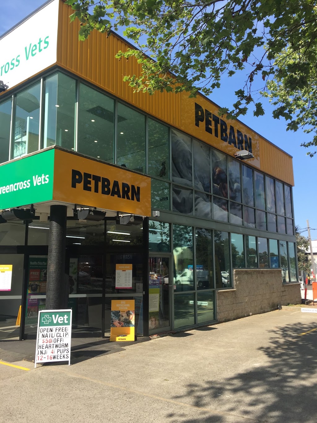 Petbarn Alexandria McEvoy | 175 McEvoy St, Alexandria NSW 2015, Australia | Phone: (02) 9557 8300