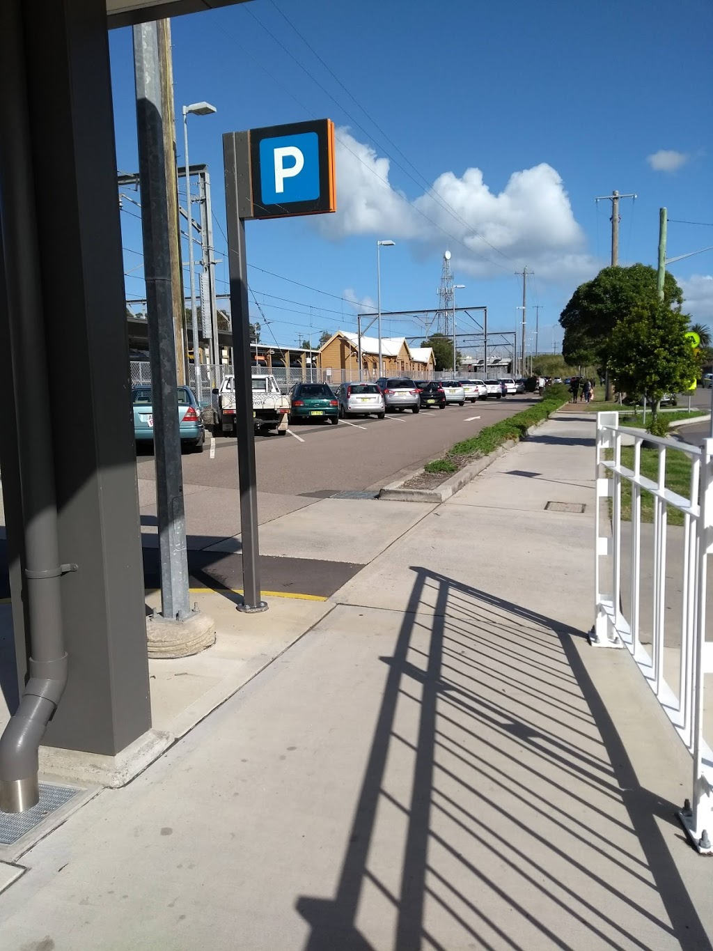 Commuter Car Park | parking | Brown Rd, Broadmeadow NSW 2292, Australia | 131500 OR +61 131500