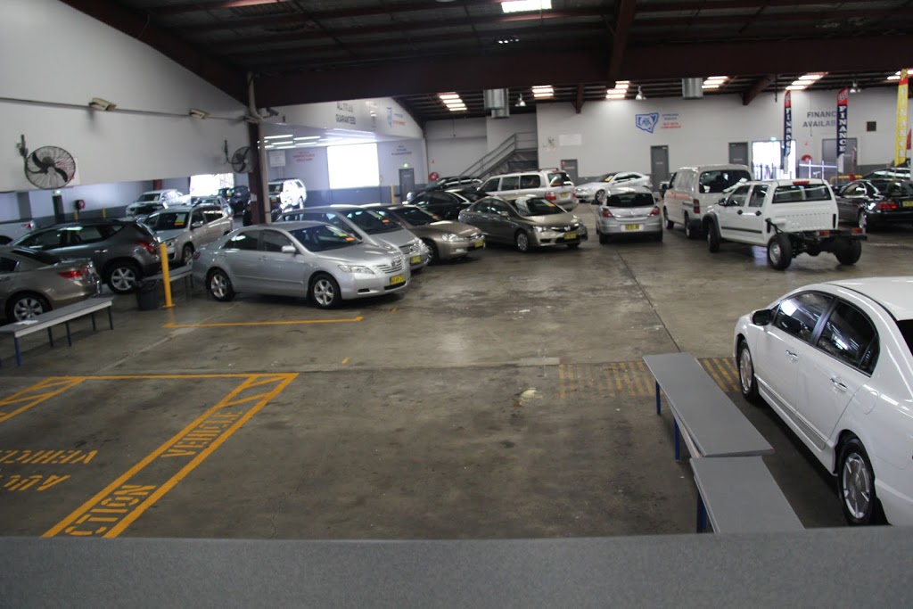 Auto Auctions | car dealer | 682 Woodville Rd, Old Guildford NSW 2161, Australia | 0297249111 OR +61 2 9724 9111