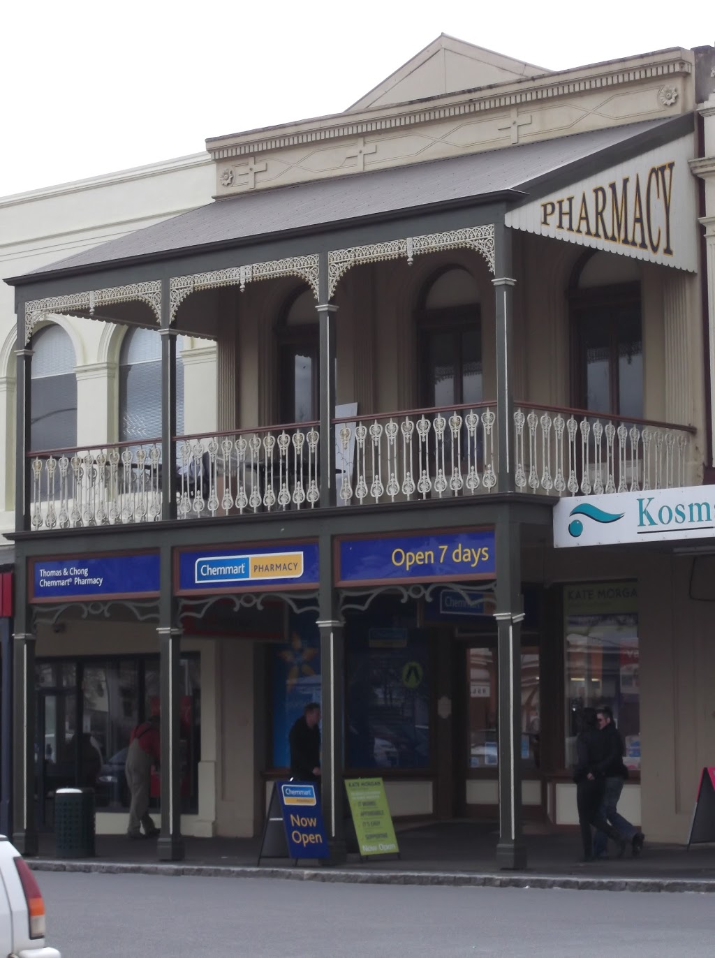 Thomas & Chong TerryWhite Chemmart | 2 Frederick St, Castlemaine VIC 3450, Australia | Phone: (03) 5472 1872