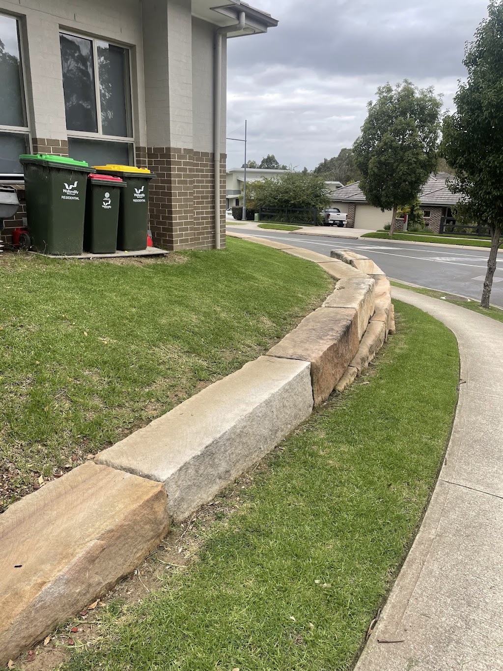 JMP Landscapes | 14 Berrima Rd, Wilton NSW 2571, Australia | Phone: 0401 885 349
