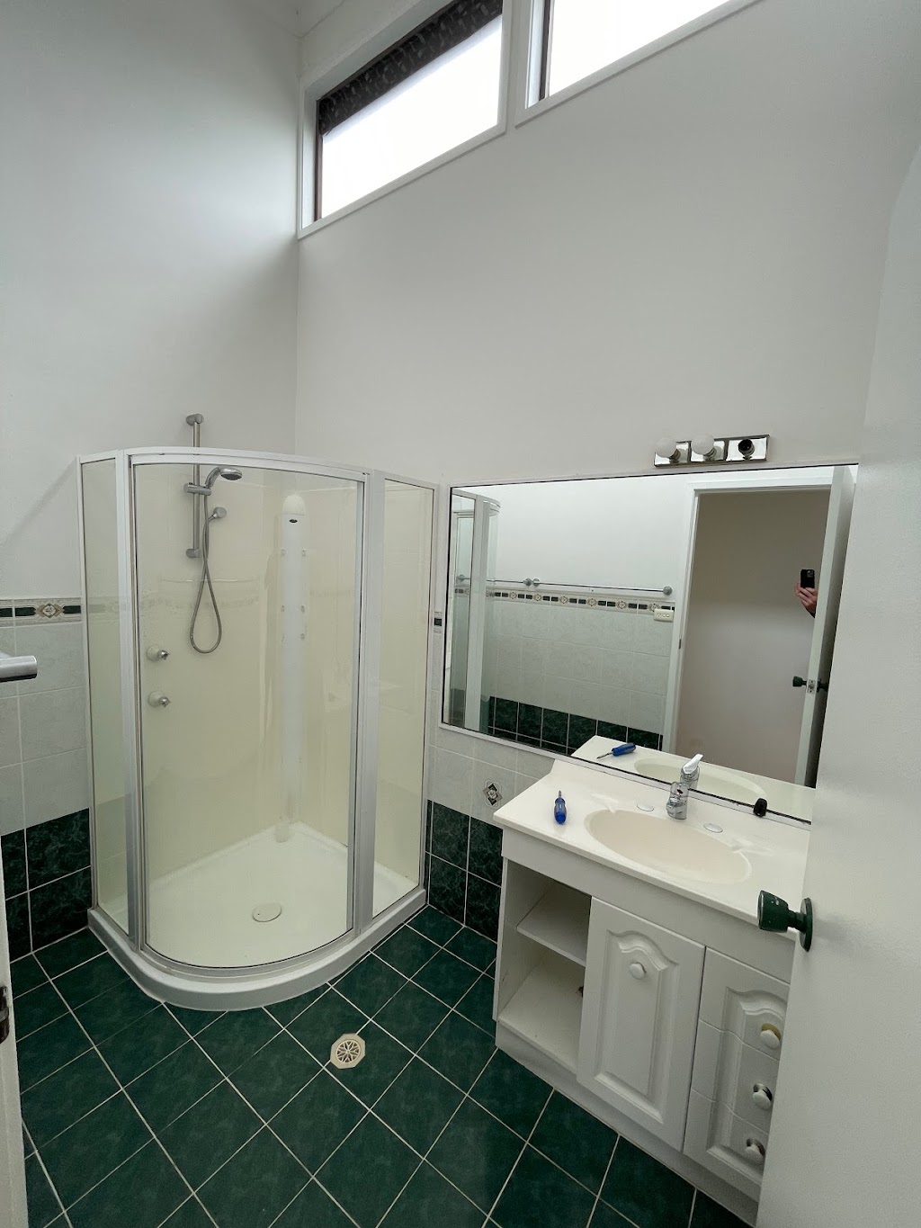 Jaro projects | Lowanna Ave, Forresters Beach NSW 2260, Australia | Phone: 0401 664 828