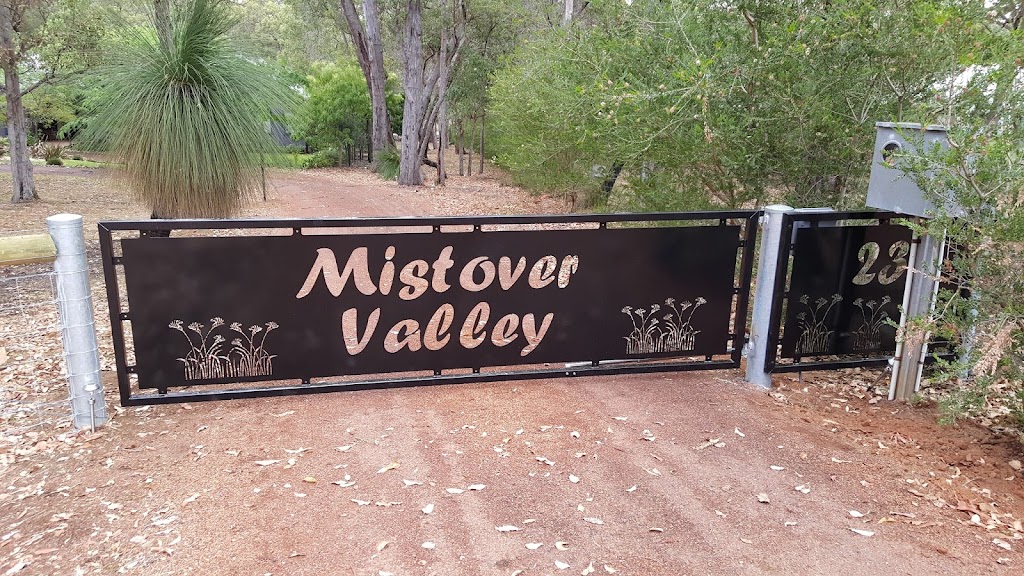Mistover Valley Holiday Home | 23 Mistover Pl, Yallingup WA 6282, Australia | Phone: 0418 559 335
