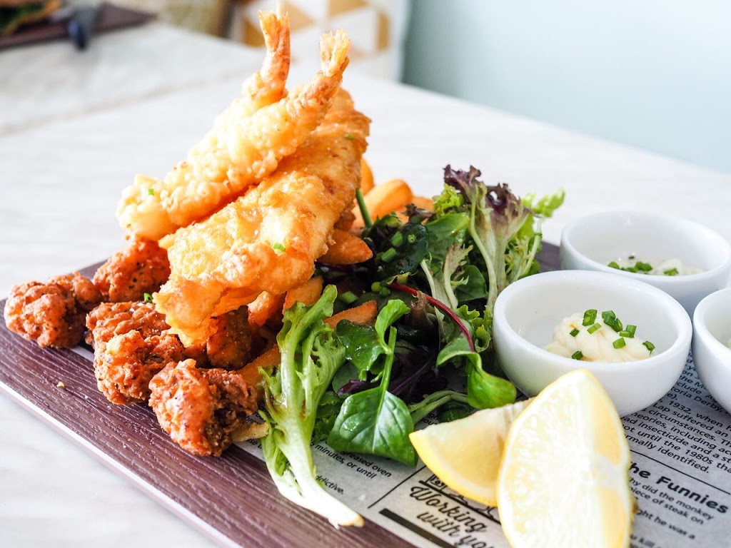 Beachpoint Cafe | cafe | 47 Perlinte View, North Coogee WA 6163, Australia | 0894184955 OR +61 8 9418 4955