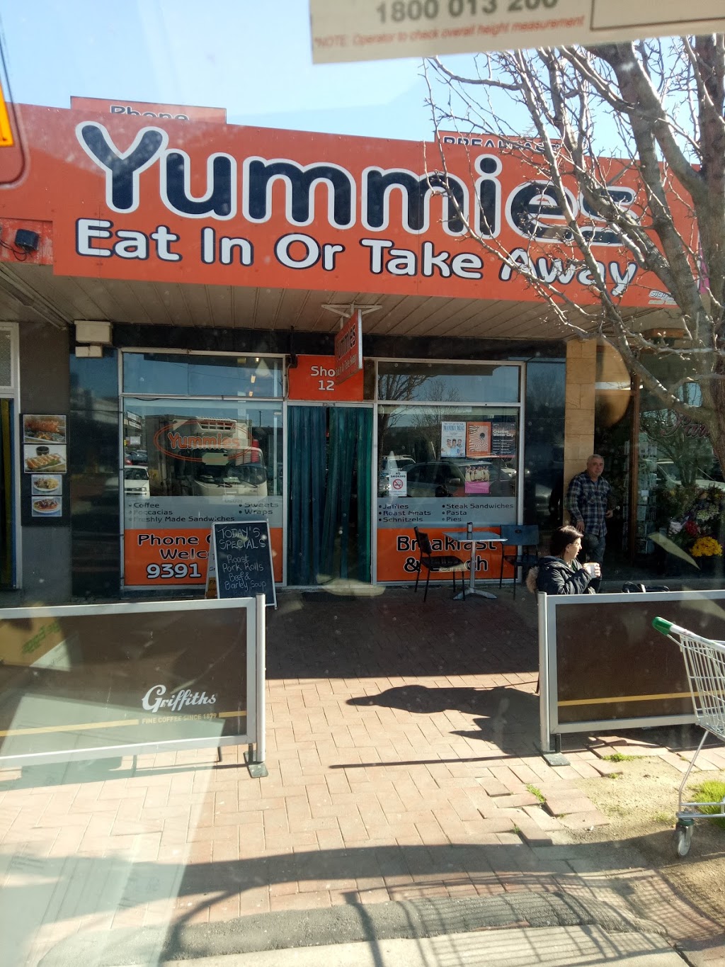 Yummies Take Away | meal takeaway | 12 Borrack Square, Altona North VIC 3025, Australia | 0393915105 OR +61 3 9391 5105
