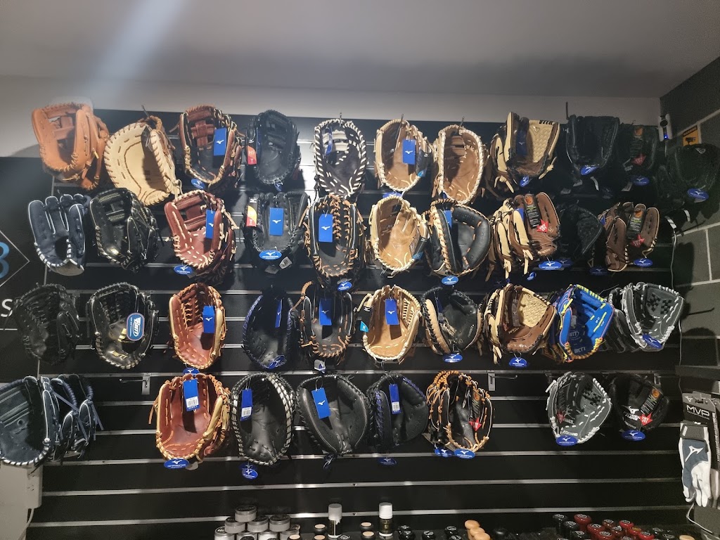 Base 2 Base Sports | unit 6/8 Pinter Dr, Southport QLD 4215, Australia | Phone: 0421 351 325