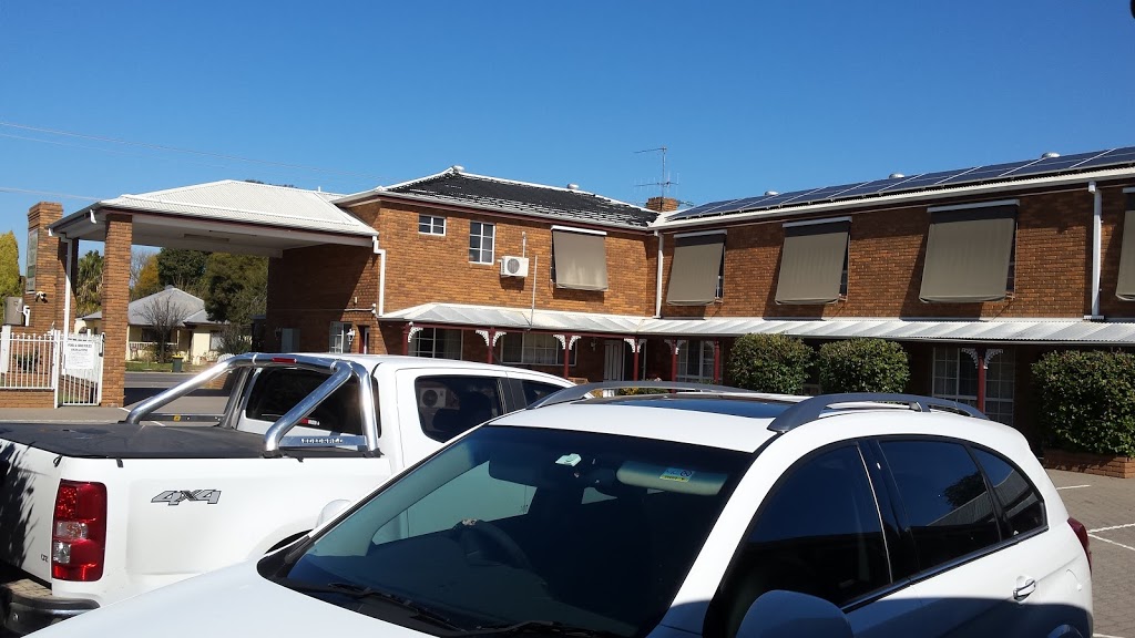 Charles Sturt Motor Inn | lodging | 31 Mookarii St, Cobram VIC 3644, Australia | 0358722777 OR +61 3 5872 2777