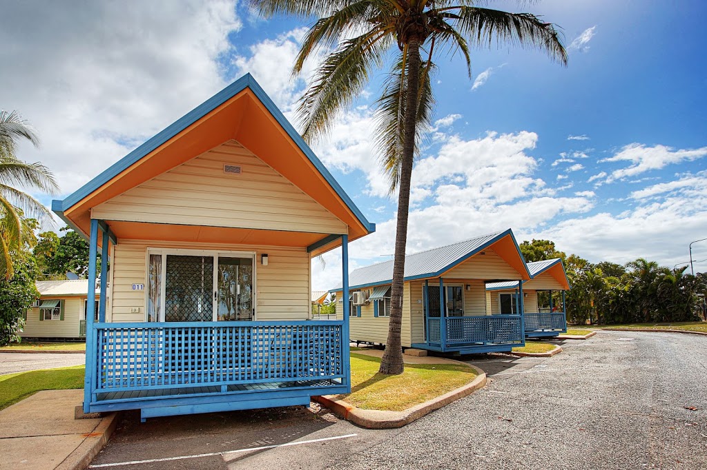 Rowes Bay Beachfront Holiday Park | 46 Heatleys Parade, Belgian Gardens QLD 4810, Australia | Phone: 1800 751 845