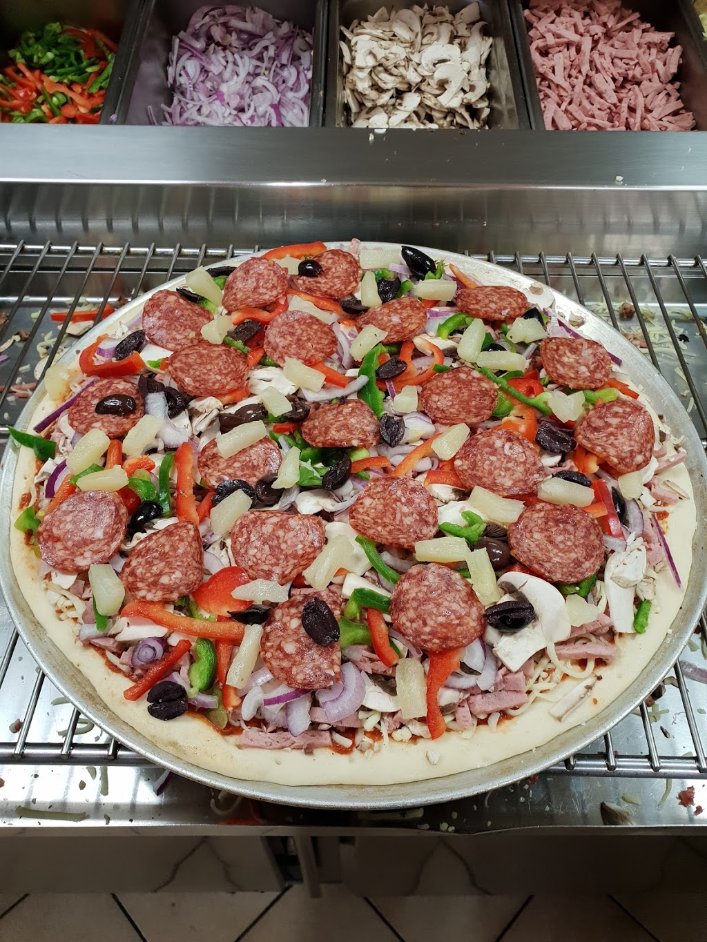 Burton Pizza | meal takeaway | 3/180 Burton Rd, Paralowie SA 5108, Australia | 0874802232 OR +61 8 7480 2232