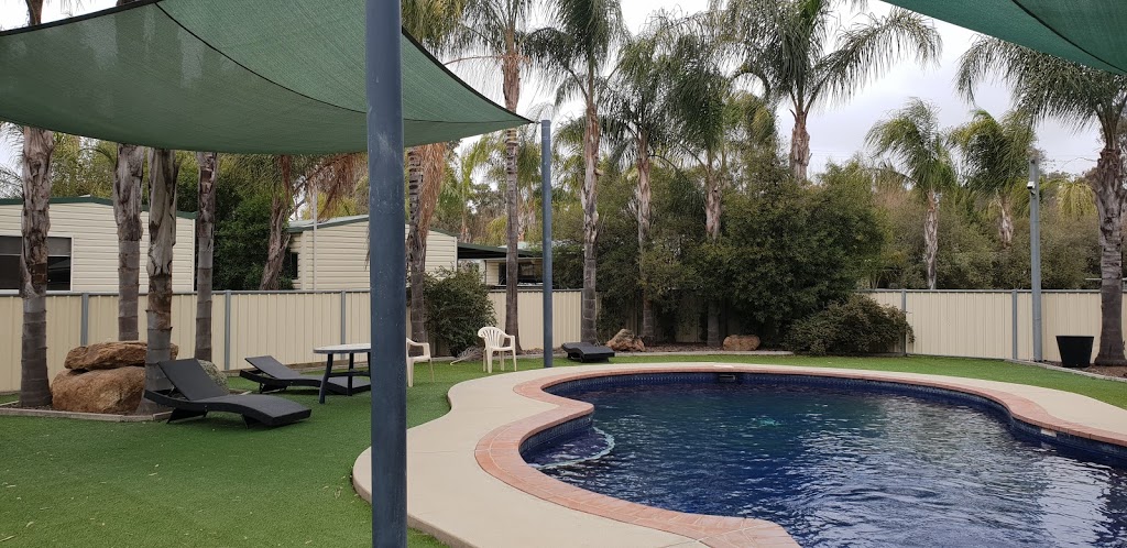 Oasis Caravan Park | 8 Racecourse Rd, Cobram VIC 3644, Australia