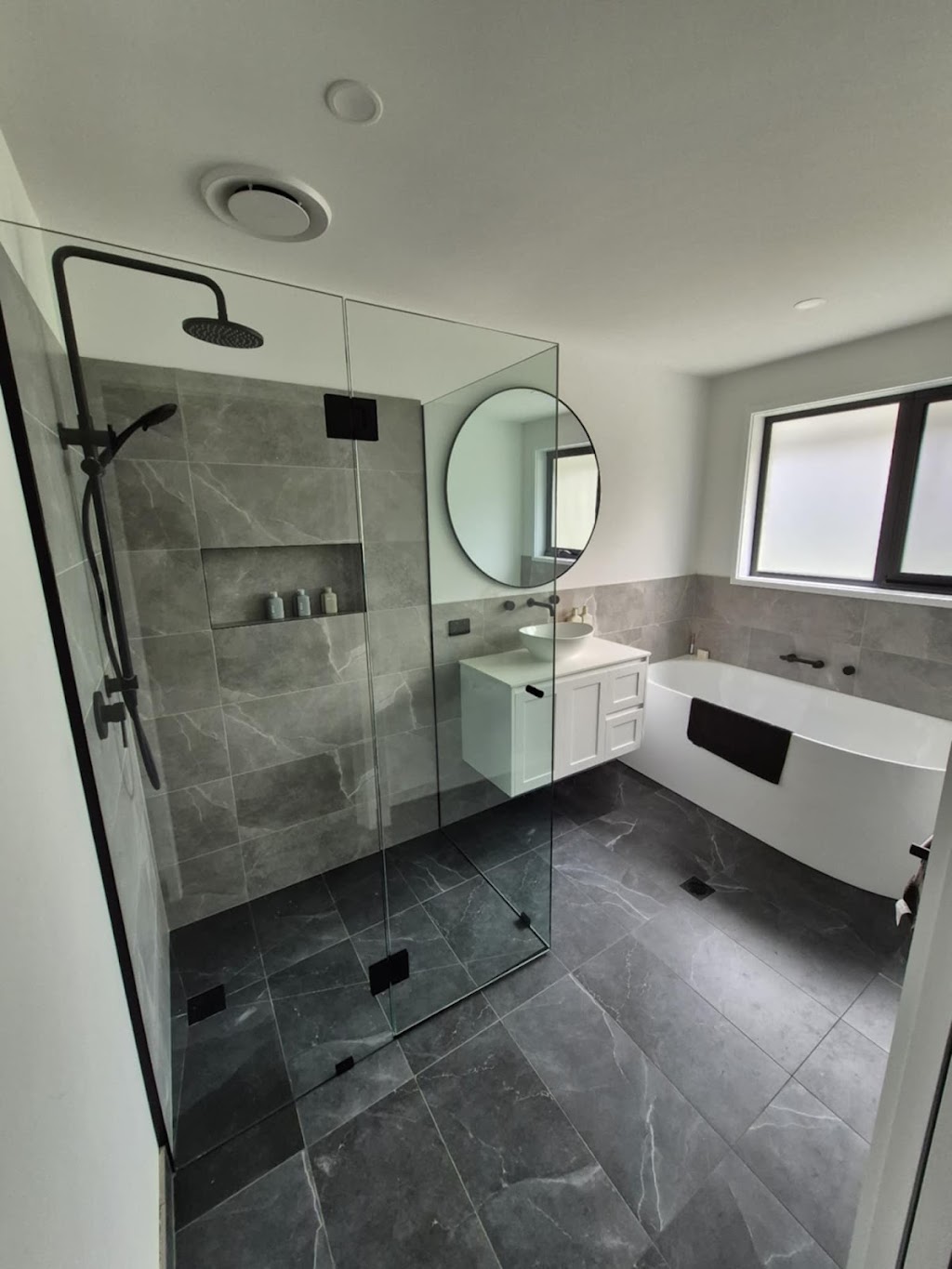 Clifford Building Contractors | 30 Slab Rd, Cygnet TAS 7112, Australia | Phone: 0418 552 701