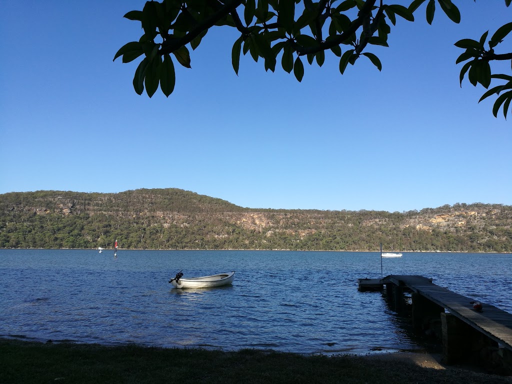 WaterMark Holiday Rental | 9 Grantham Cres, Dangar Island NSW 2083, Australia | Phone: 0434 092 635