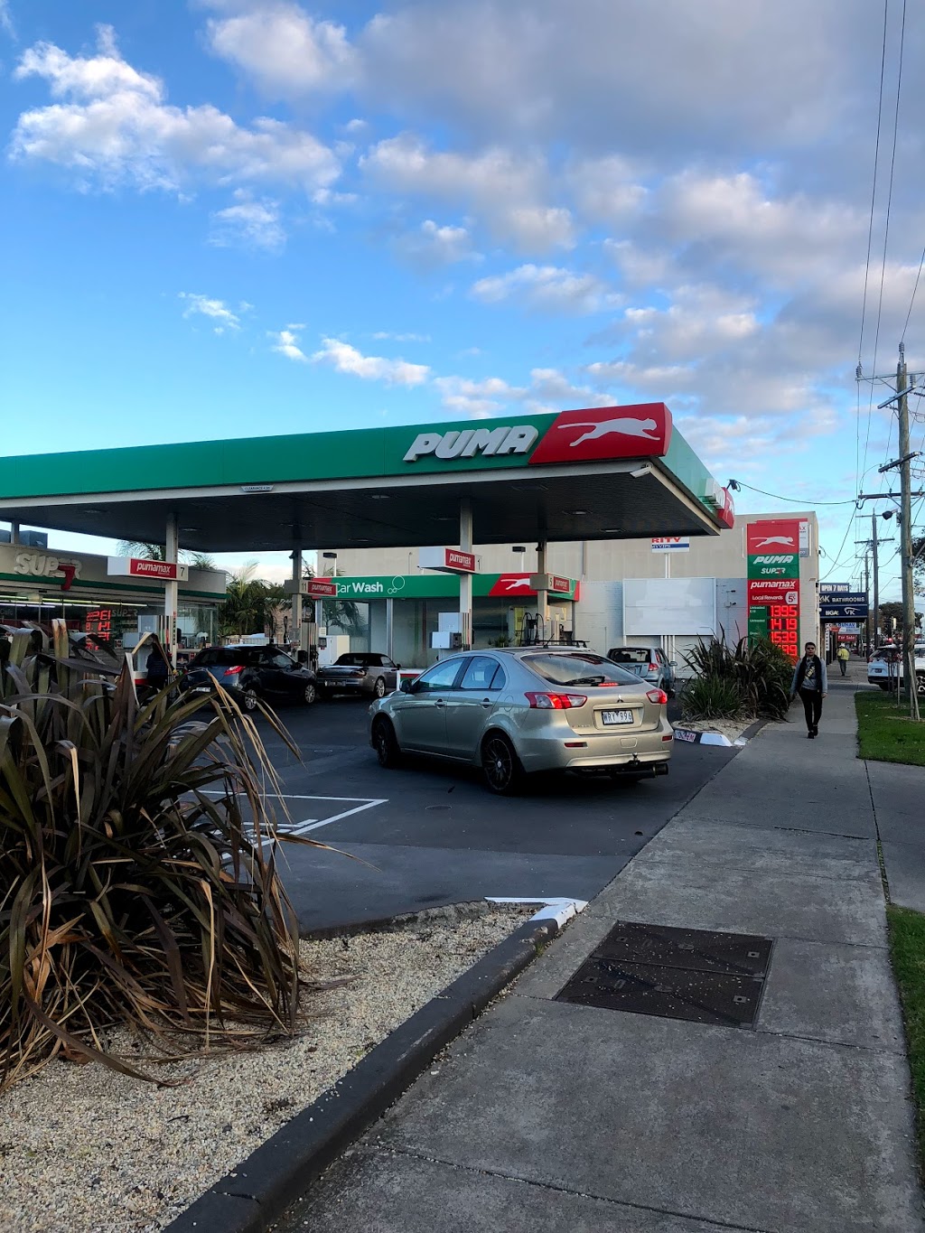 Puma Springvale | gas station | 159-171 Springvale Rd, Springvale VIC 3171, Australia | 0395485018 OR +61 3 9548 5018