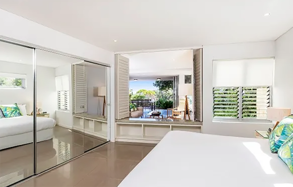 Waves #1 Beach Hotel Stradbroke Island | 164 Dickson Way, Point Lookout QLD 4183, Australia | Phone: (07) 3415 3949