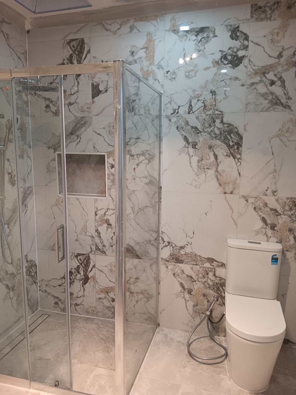 Renovation Yasin | 15 Cooper St, Springvale South VIC 3172, Australia | Phone: 0424 117 006
