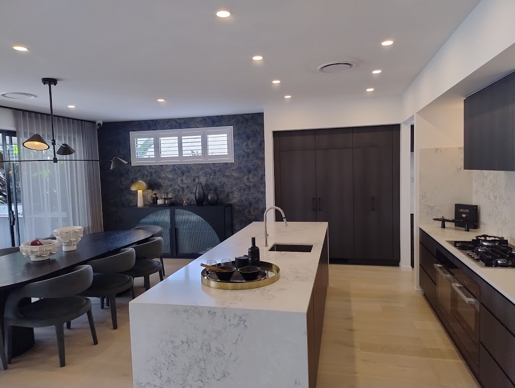 Clarendon Homes Shoreline Display Centre | 25/27 Jingeri St, Redland Bay QLD 4165, Australia | Phone: (07) 3387 1418