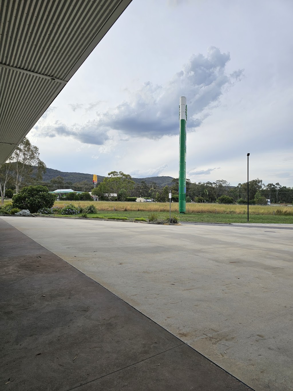 BP Glenrowan Southbound | 3 Hume Fwy, Wangaratta South VIC 3678, Australia | Phone: (03) 5766 2614