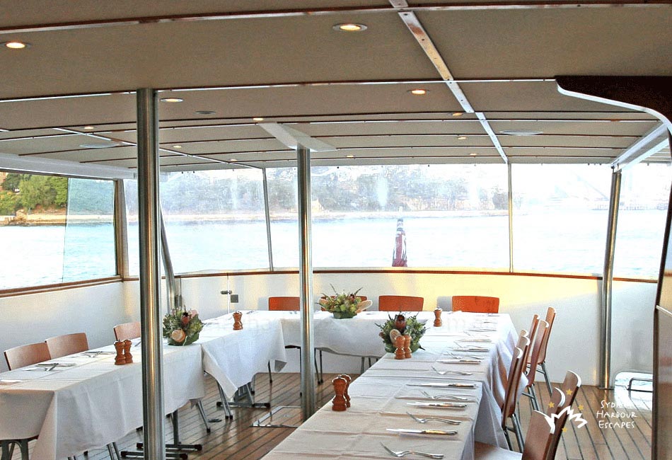 Commissioner II Sydney Harbour Luxury Yacht | restaurant | 1-3 Phoebe St, Balmain NSW 2041, Australia | 0290541296 OR +61 2 9054 1296