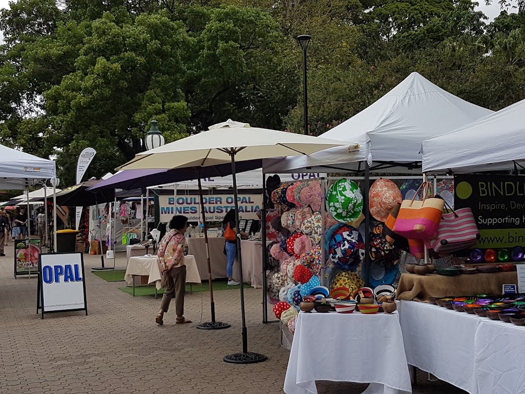Riverside Sunday Market | tourist attraction | City Botanic Gardens, Alice St & Albert Street, Brisbane City QLD 4000, Australia | 0738702807 OR +61 7 3870 2807