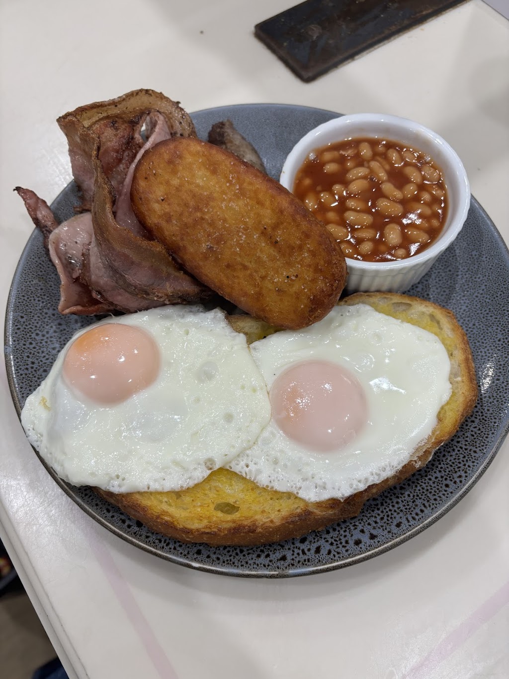 Country Farmhouse Cafe - Berrima | Shop 2-4/Lot 117 Old Hume Hwy, Berrima NSW 2577, Australia | Phone: 0417 240 780
