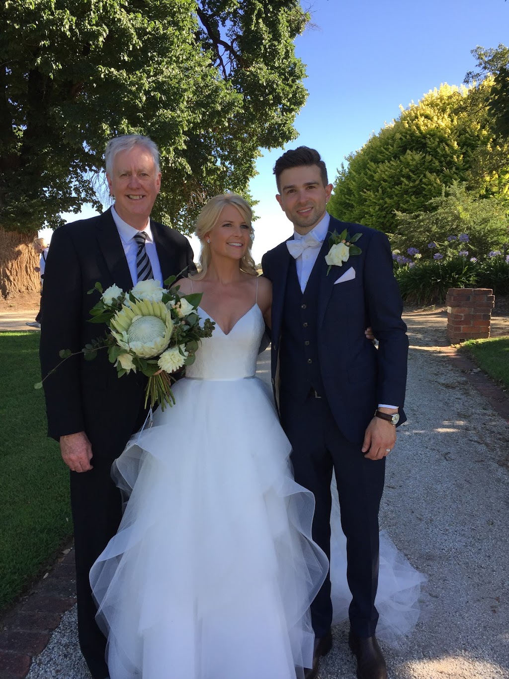 Chris Slater marriage celebrant | Herbert St, Mornington VIC 3931, Australia | Phone: 0413 024 358